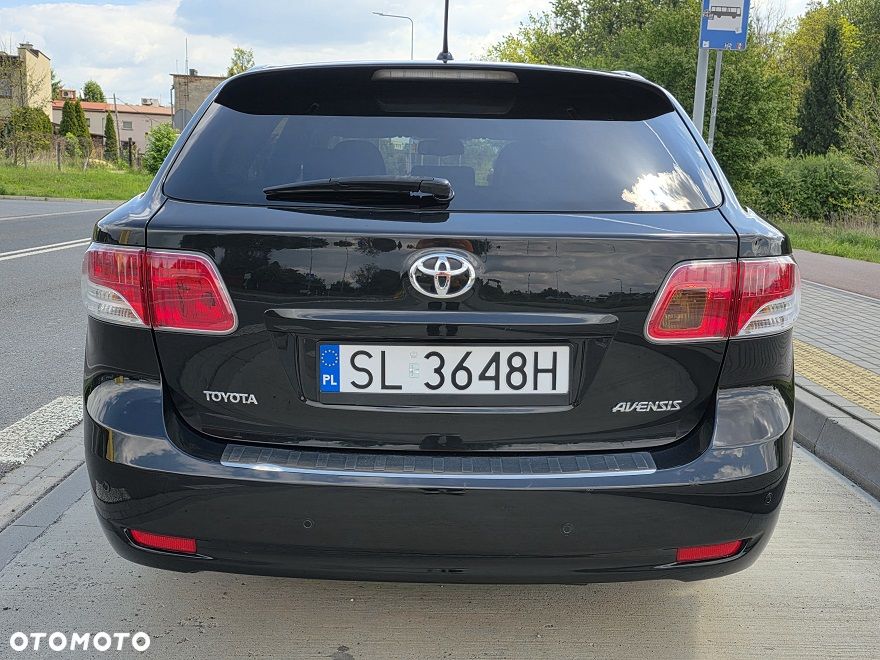 Toyota Avensis 2.0 D-4D Platinium - 12