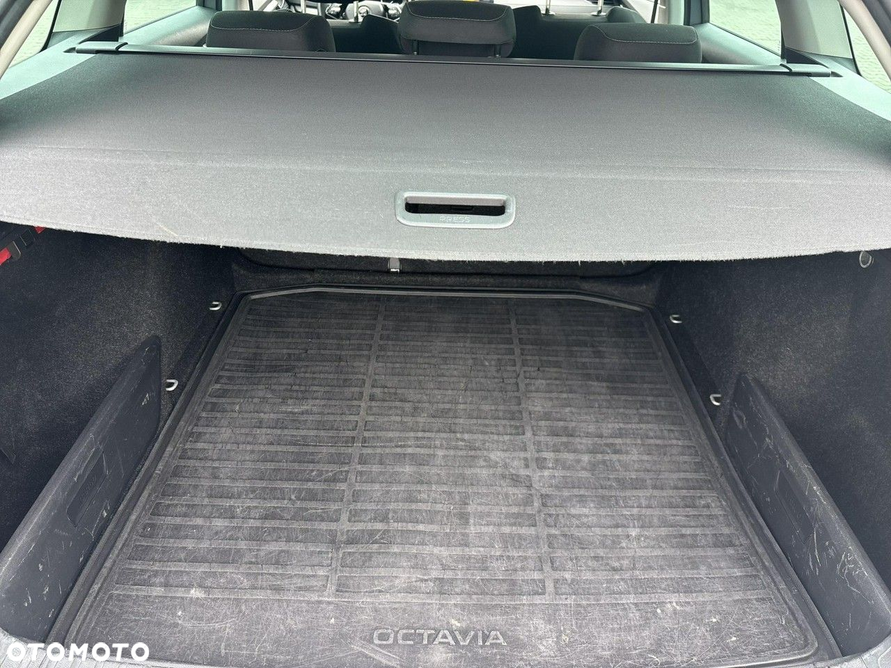 Skoda Octavia 2.0 TDI Ambition DSG - 14