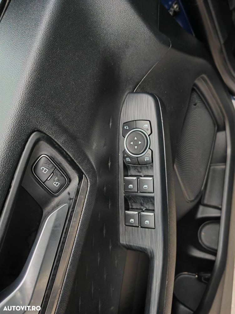 Ford Kuga - 15