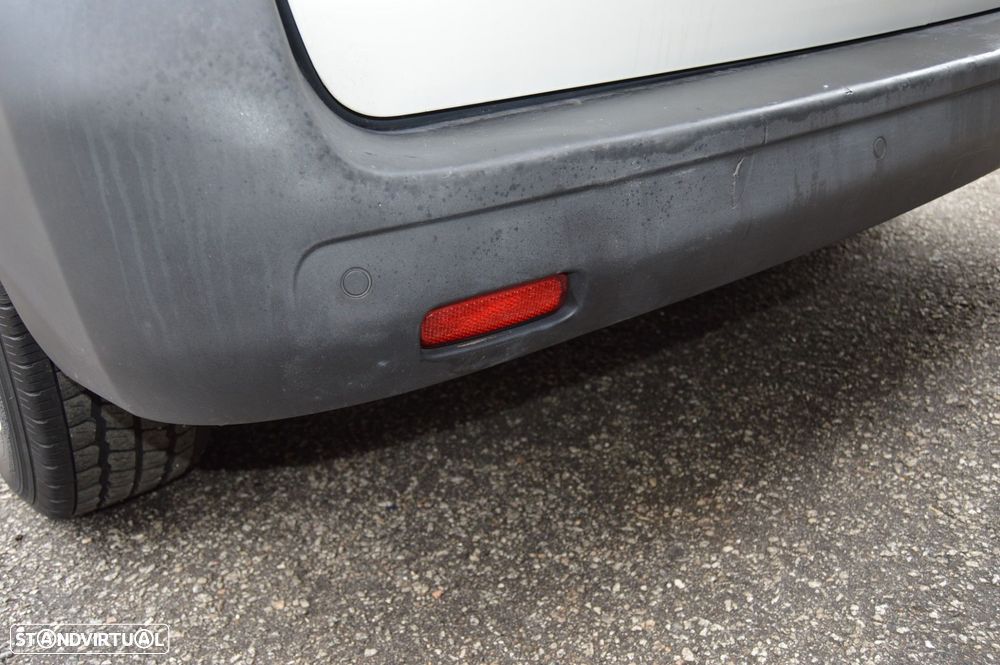 Peugeot Expert Outro - 12