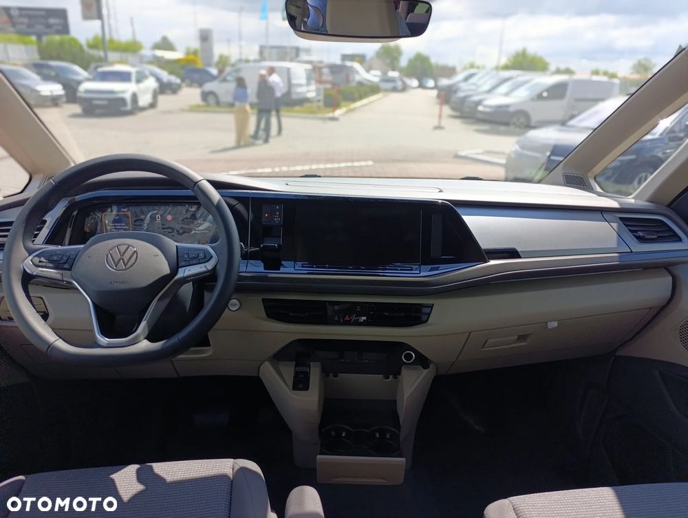 Volkswagen Multivan - 14