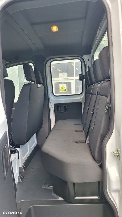 Mercedes-Benz Sprinter - 6