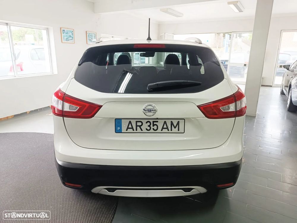 Nissan Qashqai 1.5 dCi Tekna Premium - 8