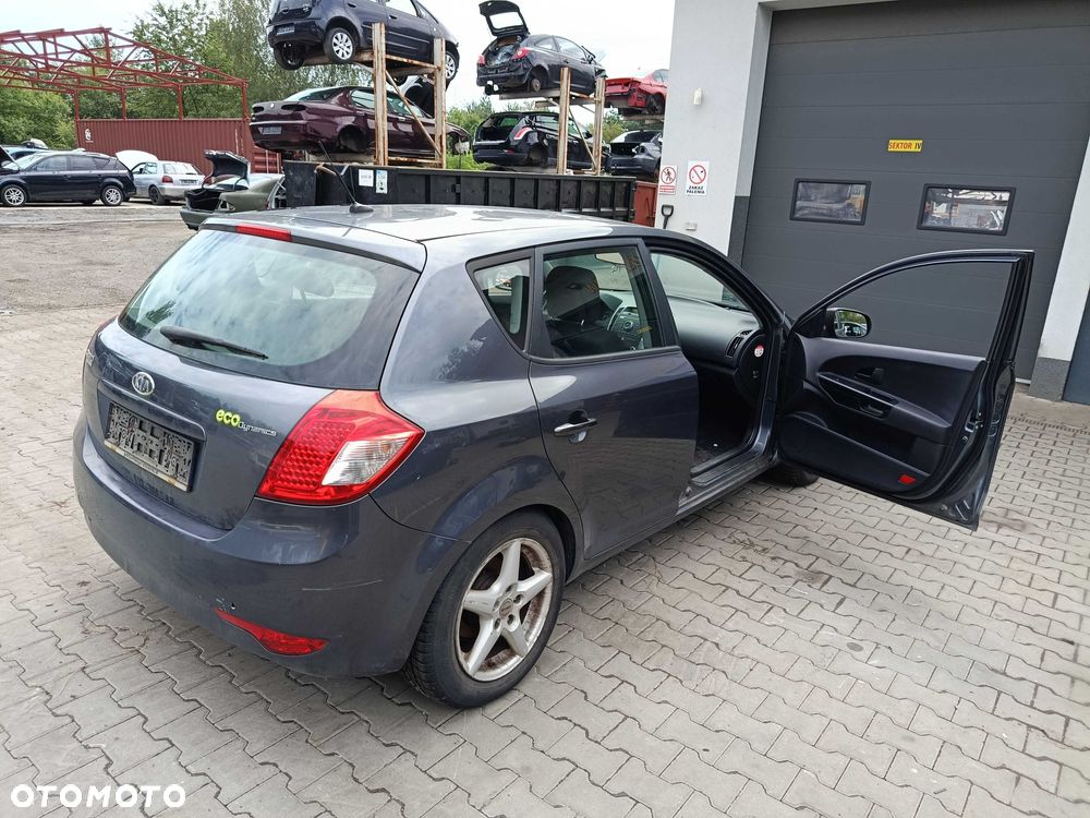 Kia Ceed 1.6 CRDi 2011r NA CZĘŚCI - 3