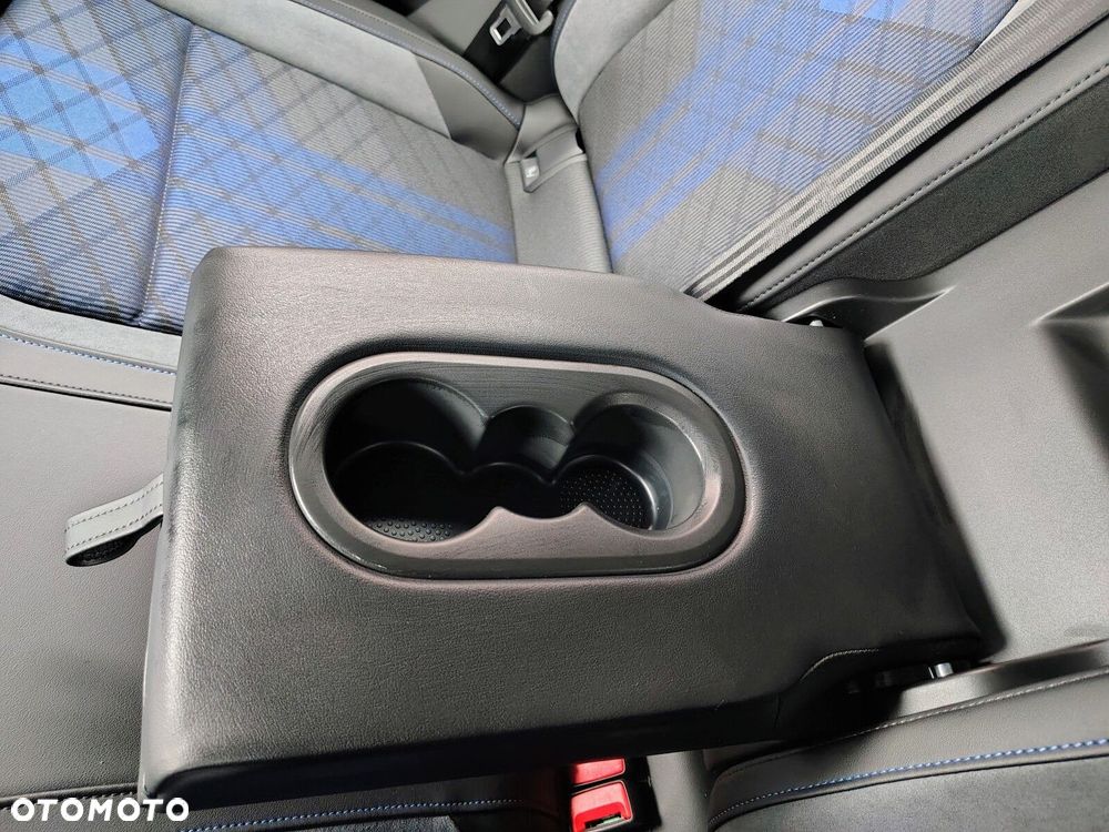 Volkswagen Golf Variant - 30