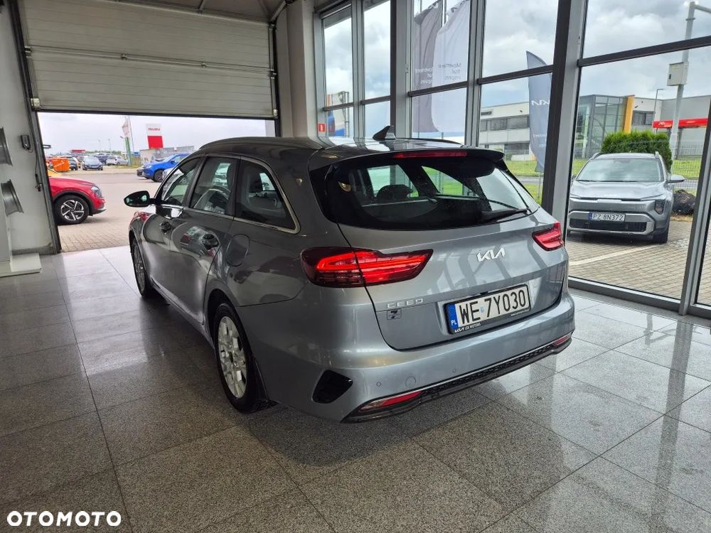 Kia Ceed 1.5 T-GDI M - 14