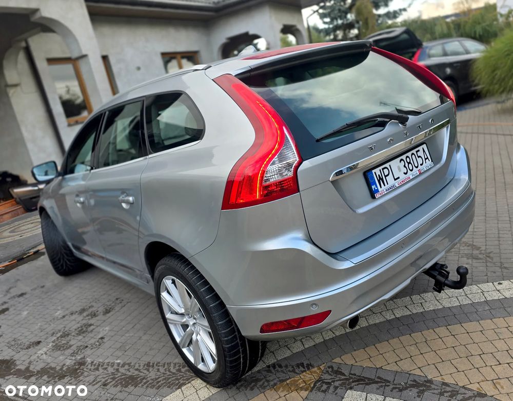 Volvo XC 60 - 4