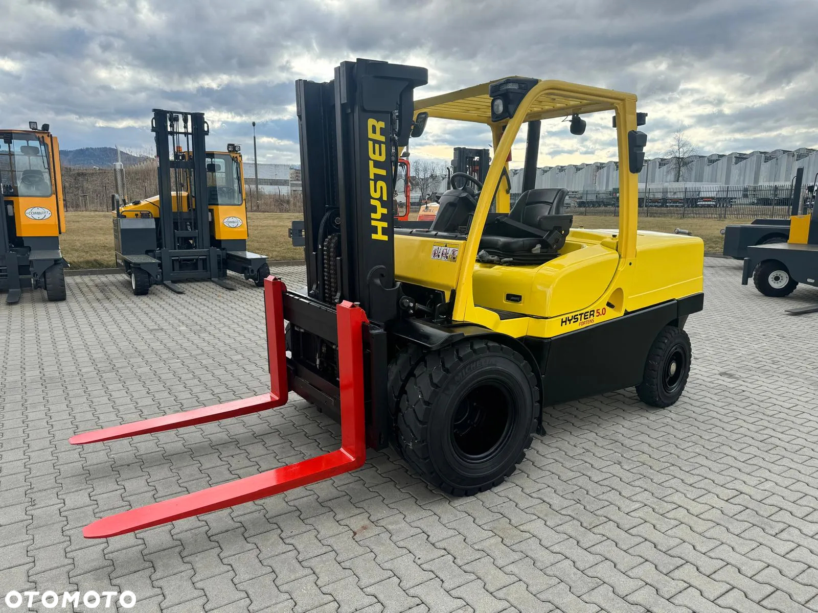 Hyster 5.5 FT // Diesel // 5000 kg //Triplex //Wersja kontenerowa - 14