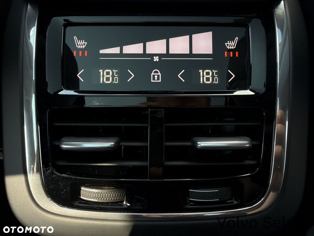 Volvo XC 60 - 31