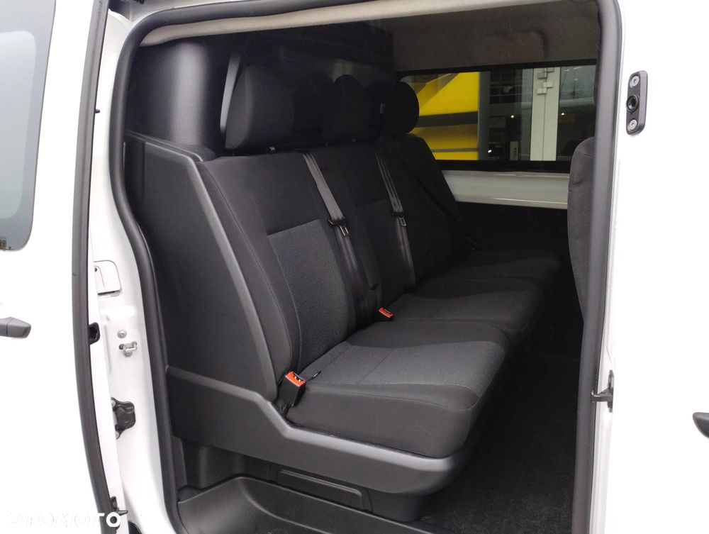 Opel Vivaro - 10
