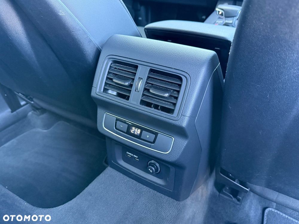 Audi Q5 Sportback - 15