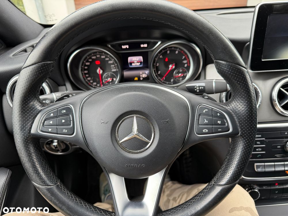 Mercedes-Benz CLA - 15