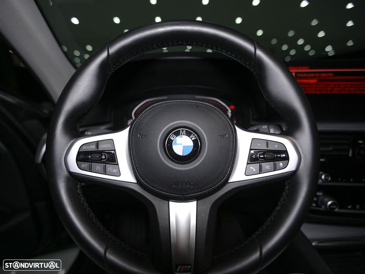 BMW 520 d Auto - 16