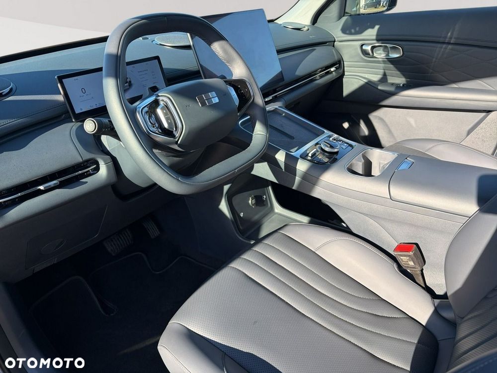 Geely Starray 2025