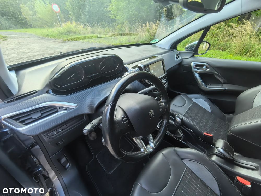 Peugeot 2008 82 VTI Allure - 29