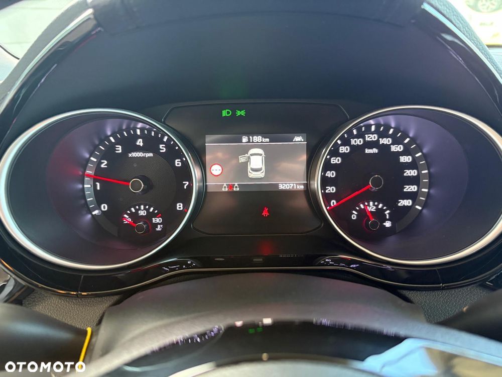Kia XCeed 1.5 T-GDI L Business Line - 9