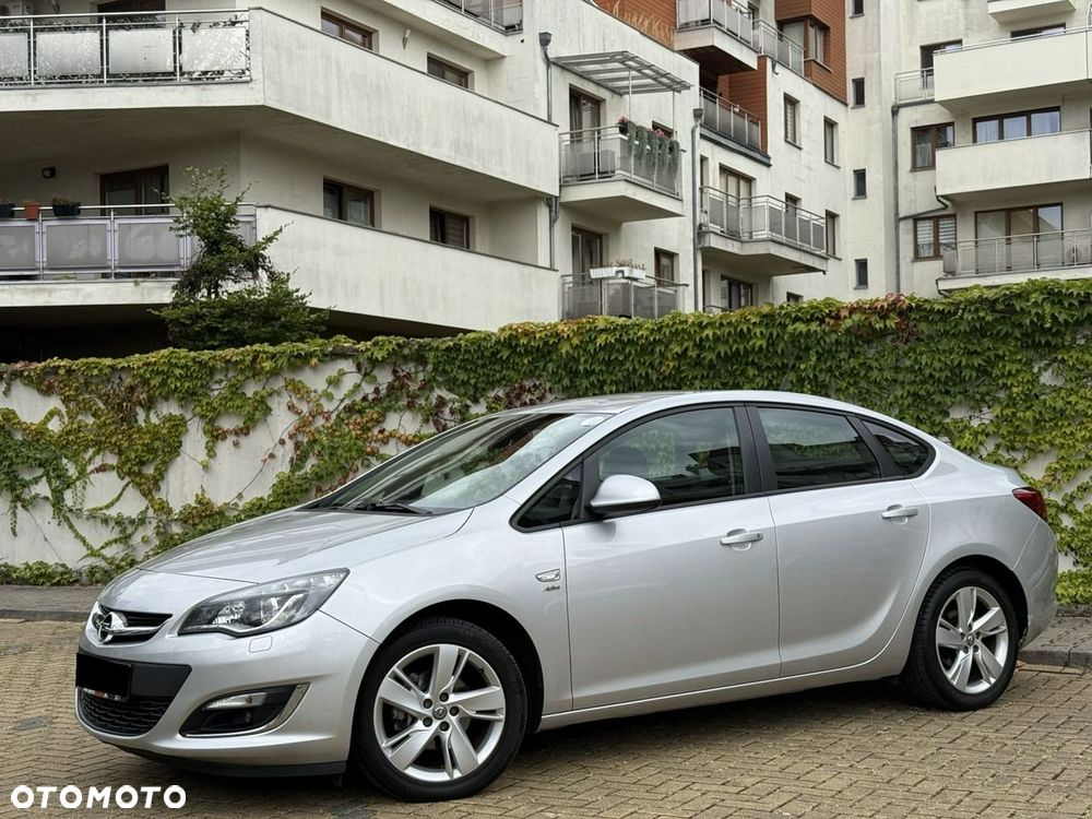 Opel Astra 1.4 T Active EU6 - 3