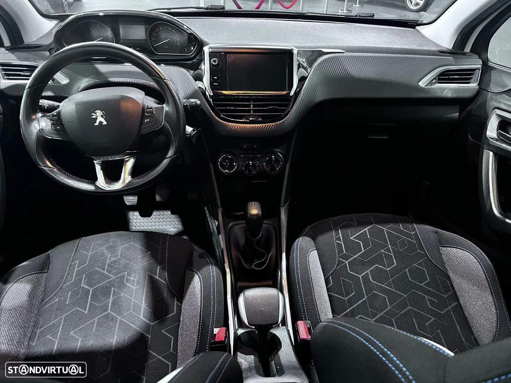Peugeot 2008 1.6 BlueHDi Style - 6