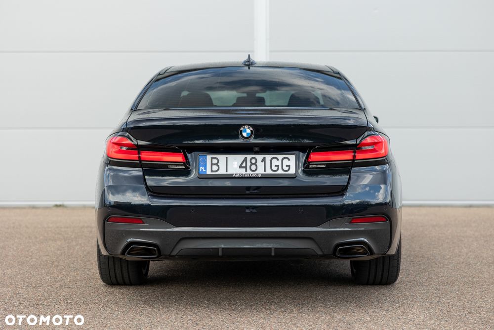 BMW Seria 5 520d xDrive MHEV M Sport sport - 12