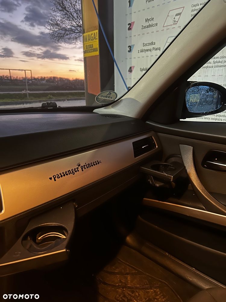 BMW Seria 3 318i - 19