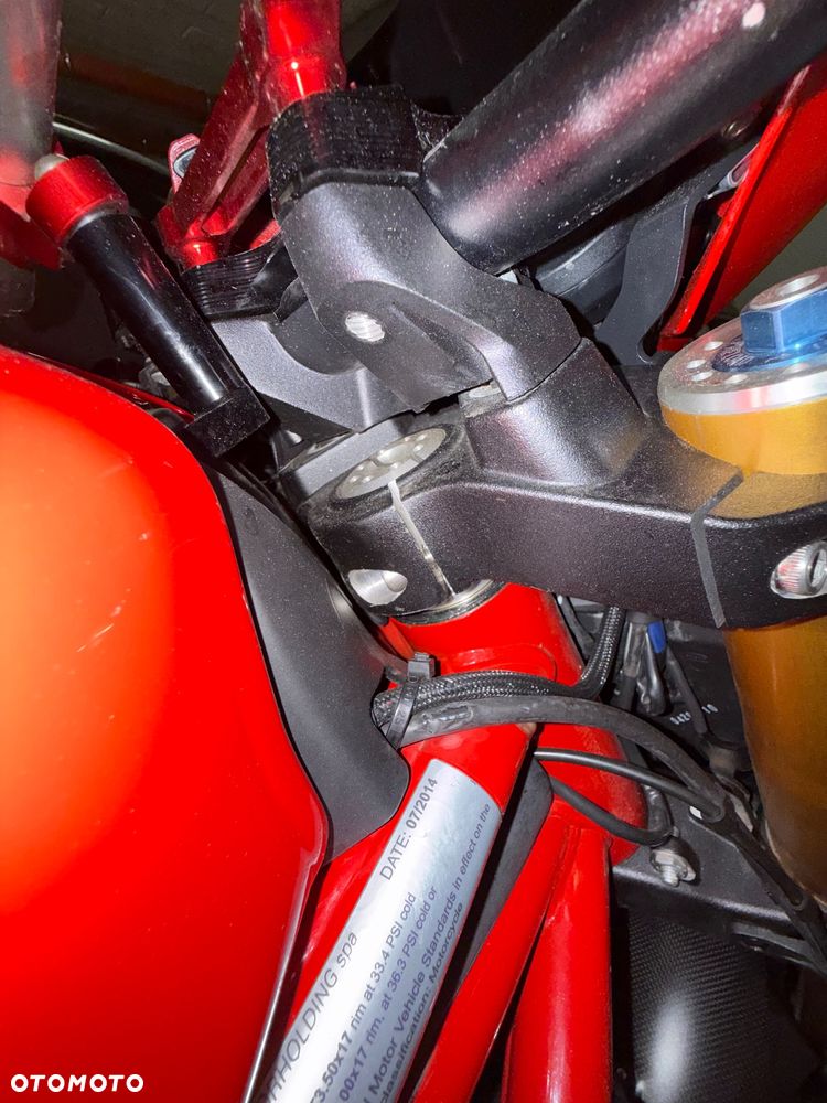 Ducati Monster - 18
