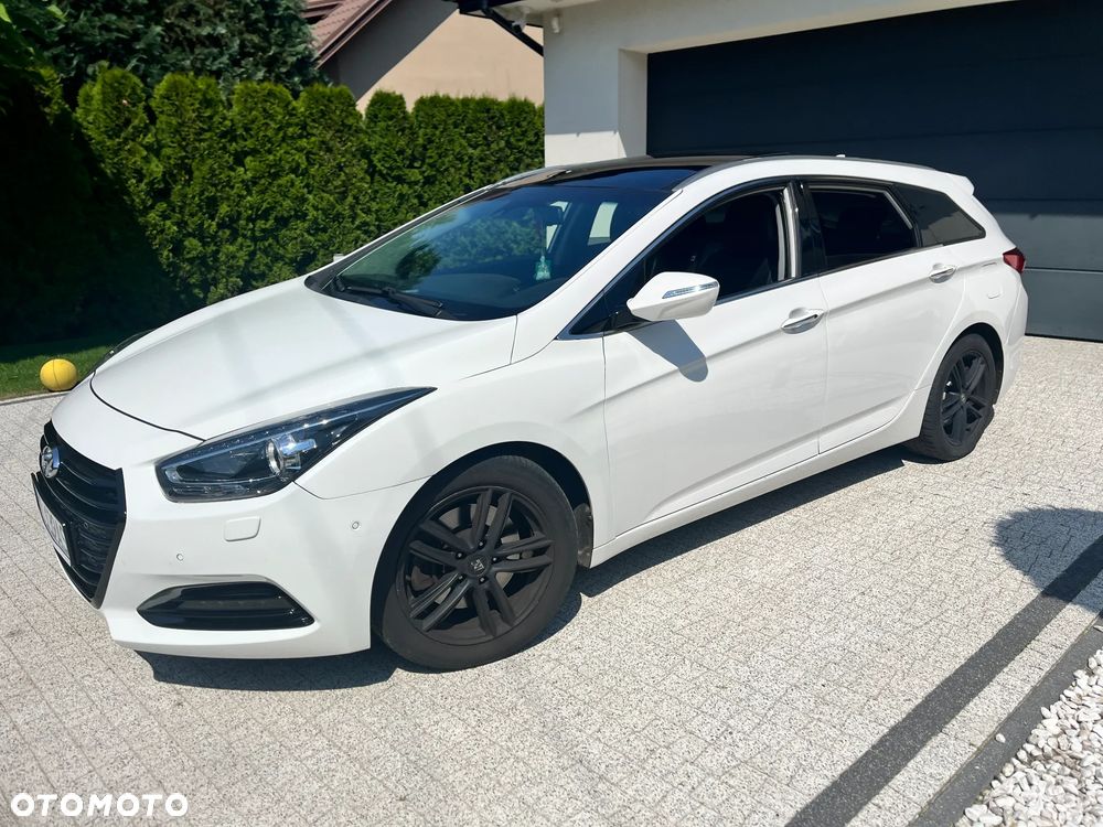 Hyundai i40 Kombi 1.7 CRDi DCT Premium - 19