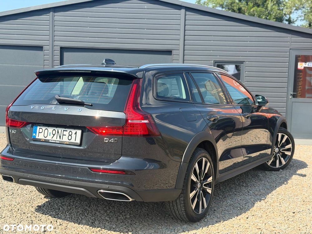 Volvo V60 Cross Country D4 AWD Geartronic - 17