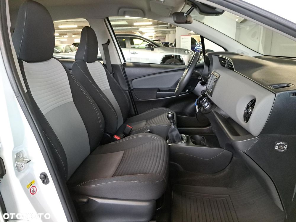 Toyota Yaris - 15