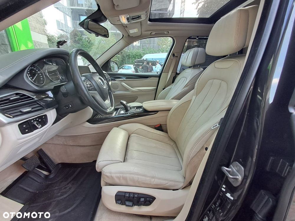 BMW X5 xDrive40d - 12