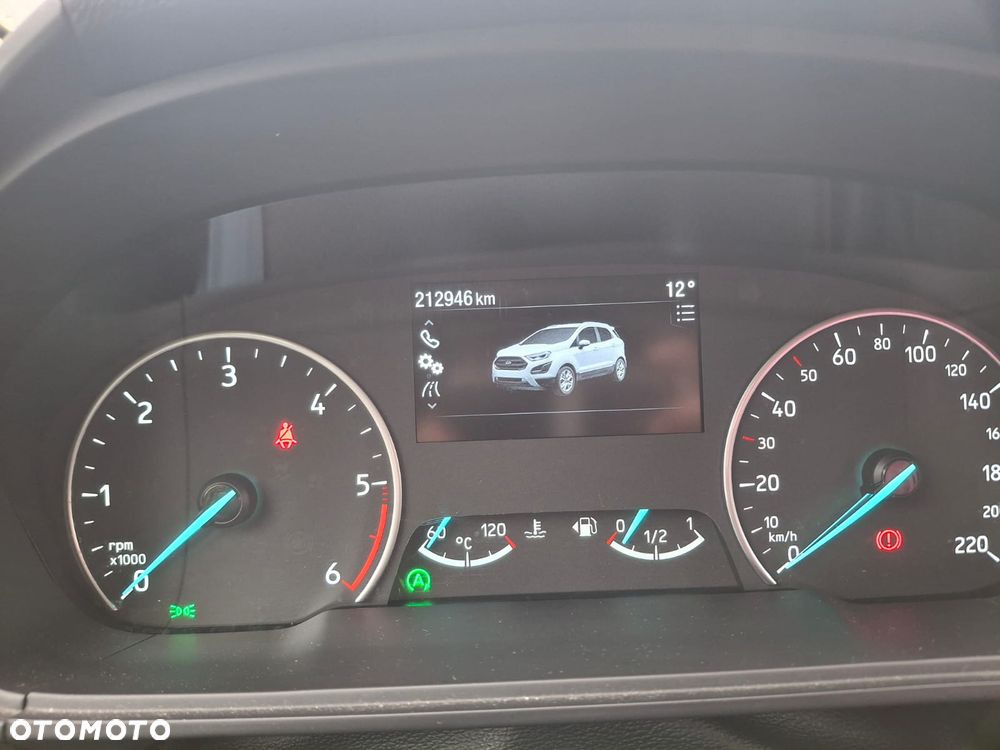 Ford EcoSport - 11