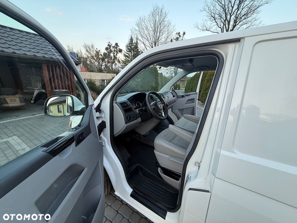 Volkswagen Transporter - 29