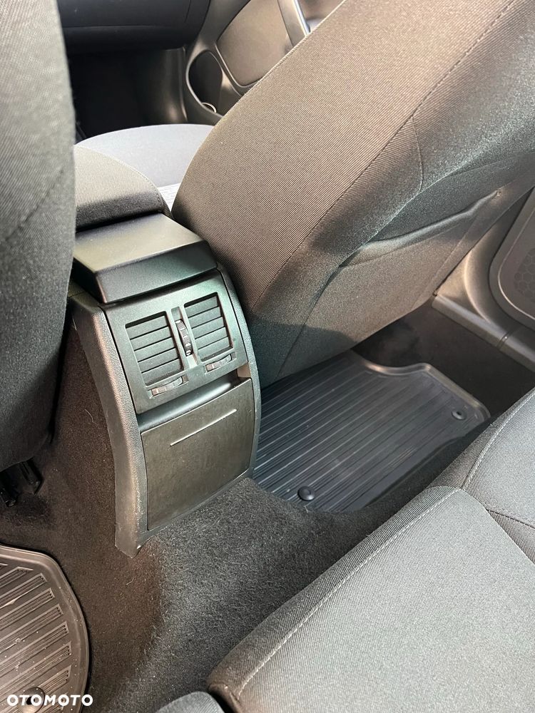 Skoda Octavia 2.0 TDI DPF DSG Ambiente - 21