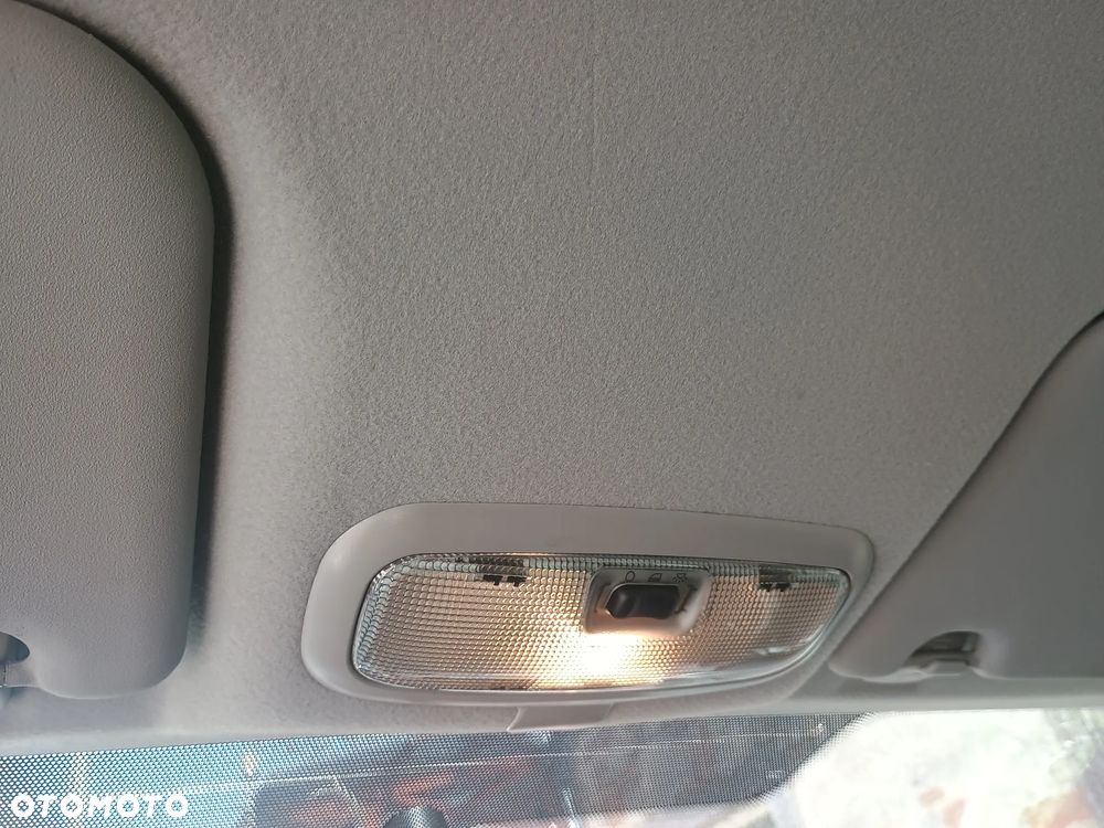 Ford Fiesta 1.3 Ambiente - 6