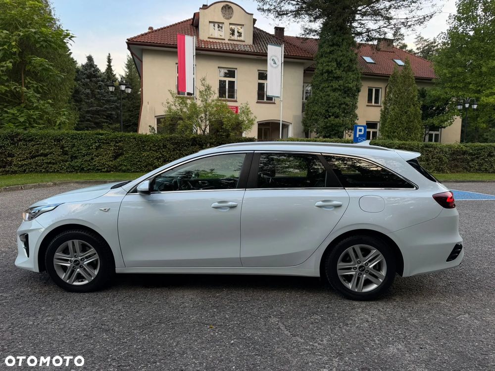 Kia Ceed - 29