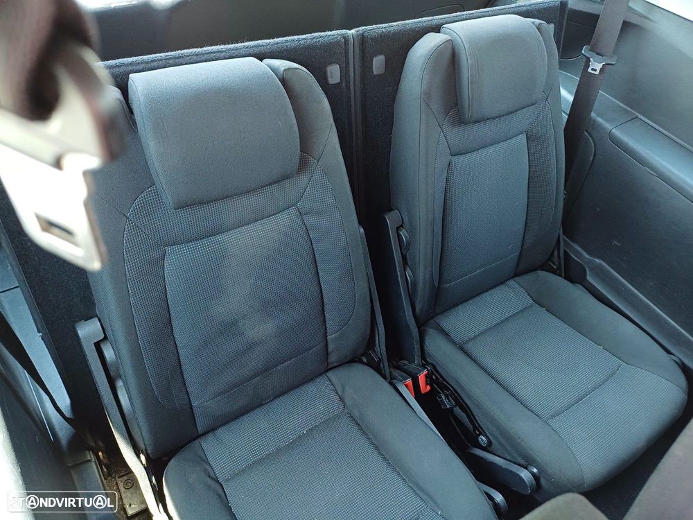 Ford S-Max 1.8 TDCi Titanium 7L - 14