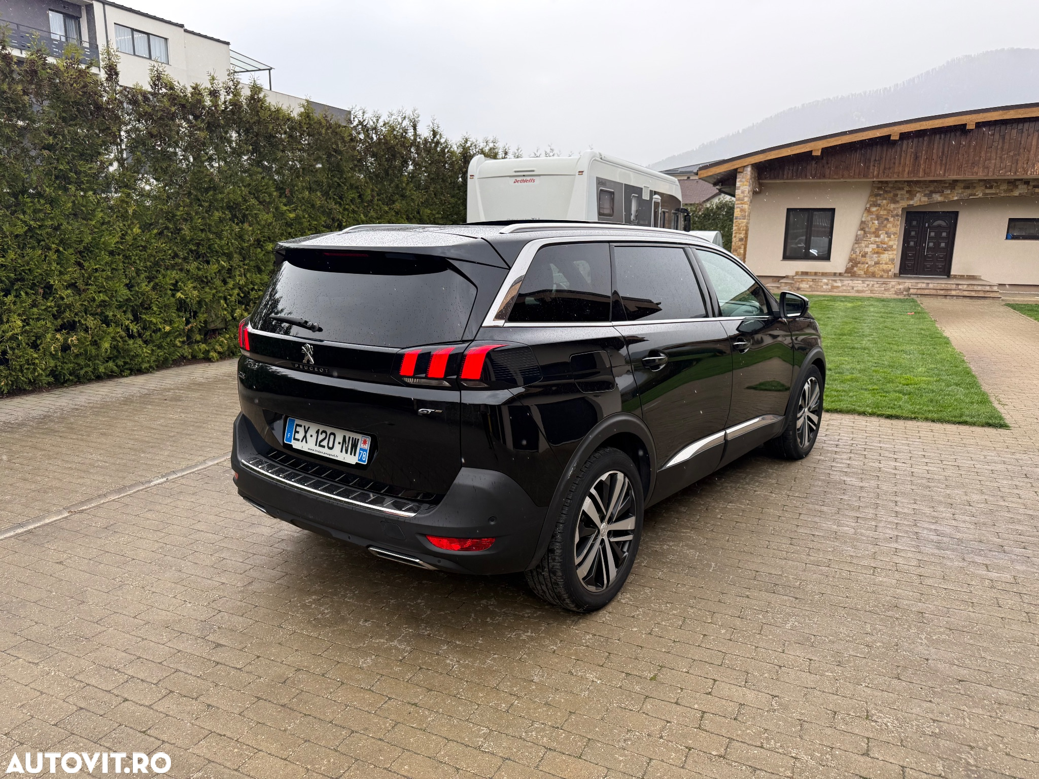 Peugeot 5008 2.0L BlueHDI EAT8 S&S GT Pack - 4