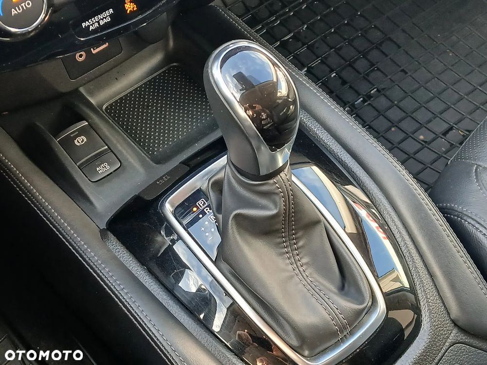 Nissan X-Trail 1.3 DIG-T Tekna 2WD DCT - 10