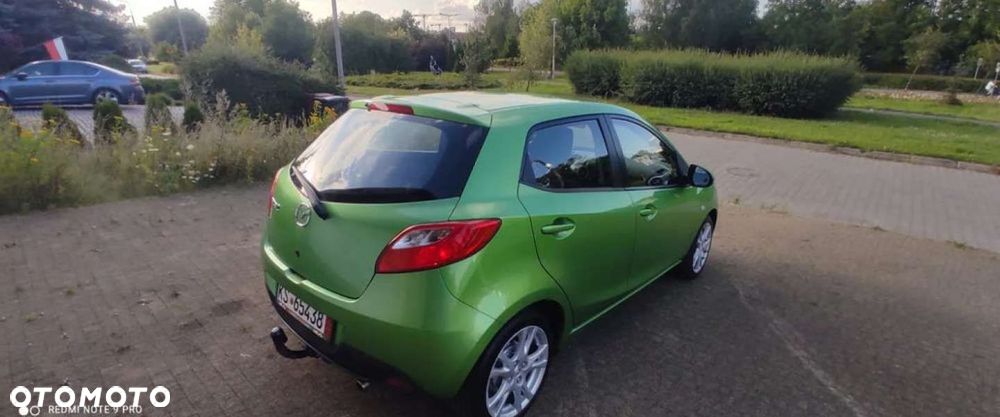 Mazda 2 - 15