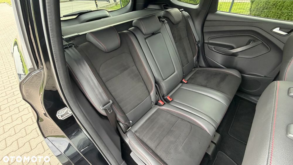 Ford Kuga 1.5 EcoBlue ST-LINE - 35