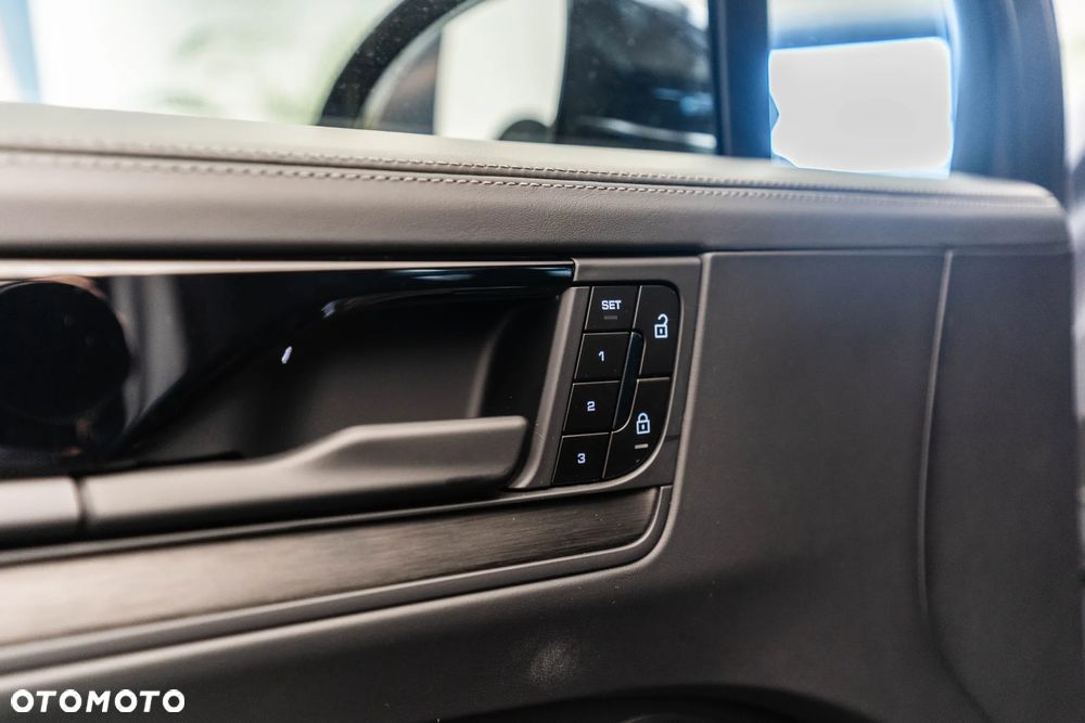 Porsche Cayenne ver-s - 25