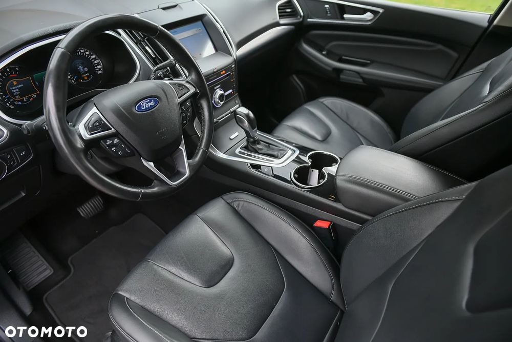 Ford S-Max 2.0 TDCi 4WD Titanium PowerShift - 15
