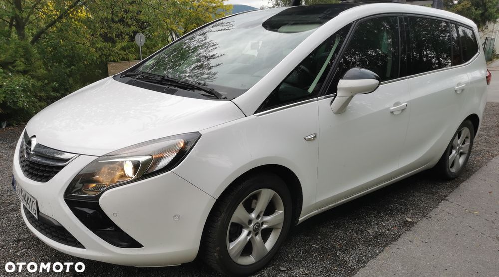Opel Zafira - 1