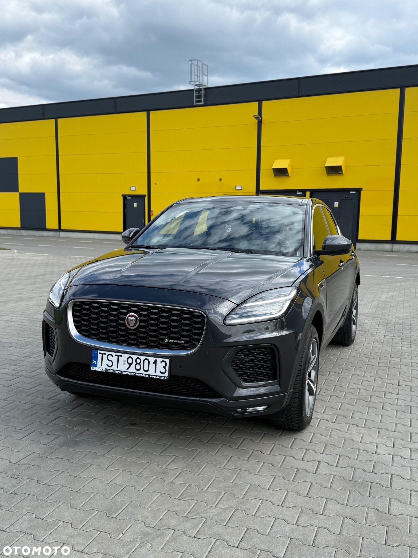 Jaguar E-Pace P200 AWD R-Dynamic SE - 1