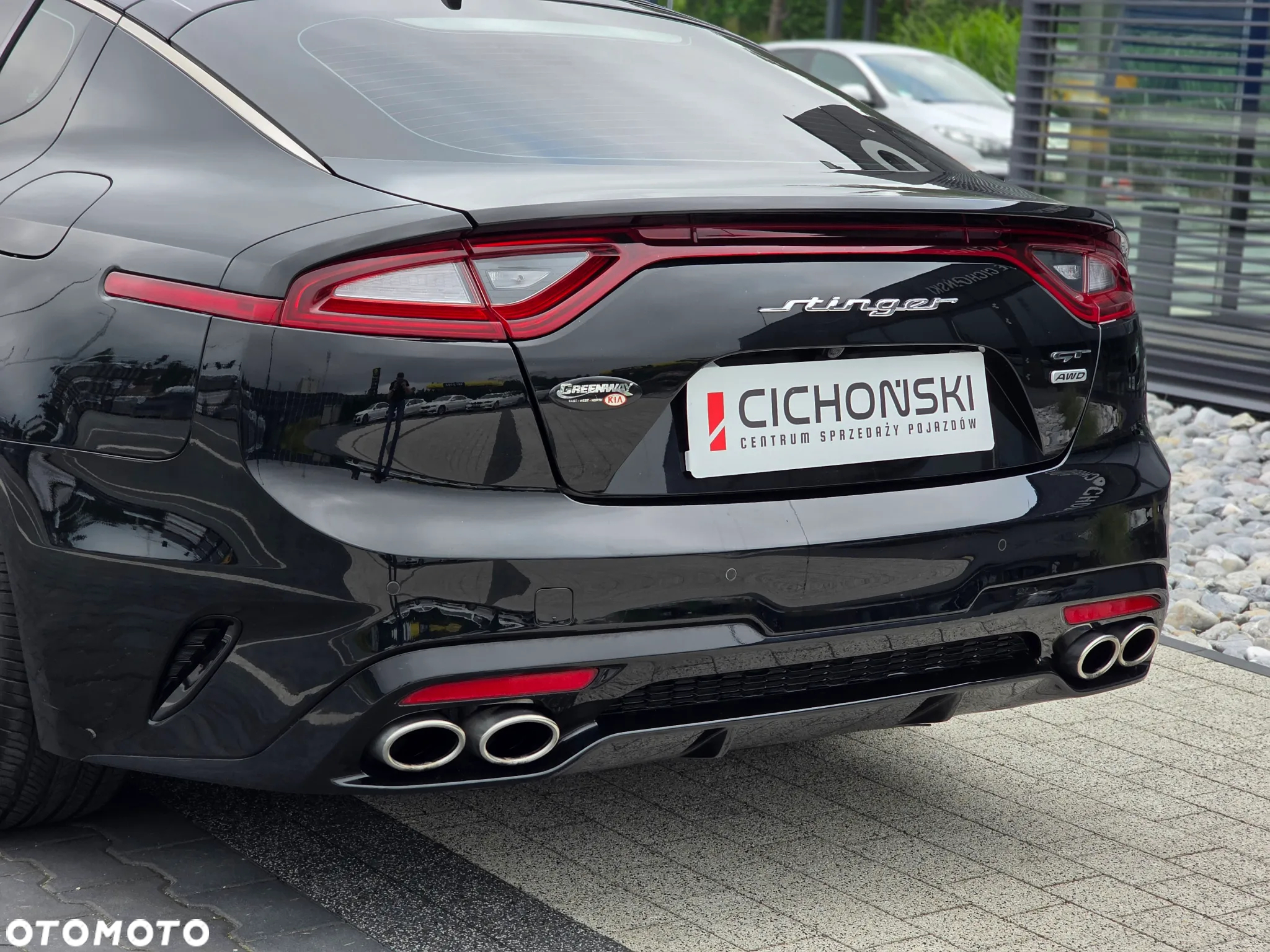 Kia Stinger 3.3 T-GDI V6 GT AWD - 14