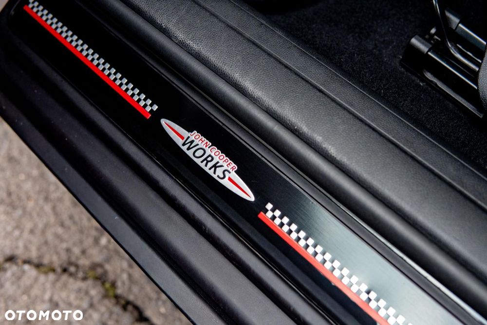 MINI John Cooper Works All4 - 40