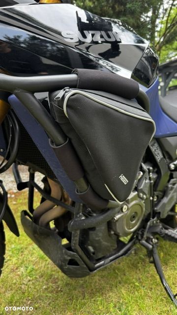 Suzuki V-STROM - 7