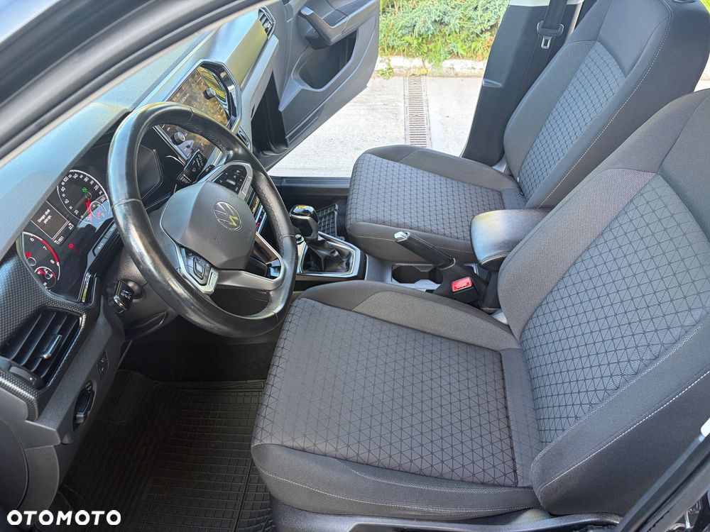 Volkswagen T-Cross - 15