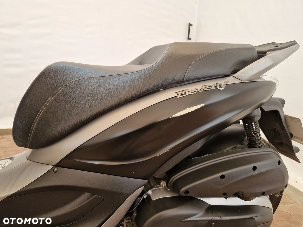 Piaggio Beverly - 26