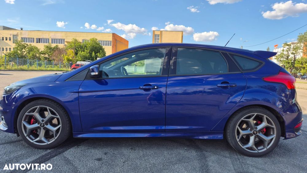 Ford Focus - 5