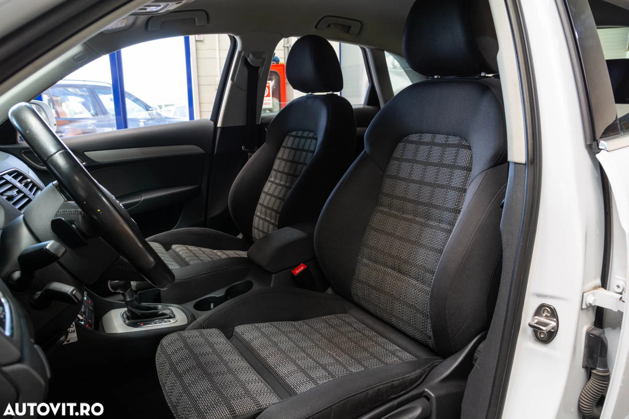 Audi Q3 2.0 TDI Quattro S tronic - 6